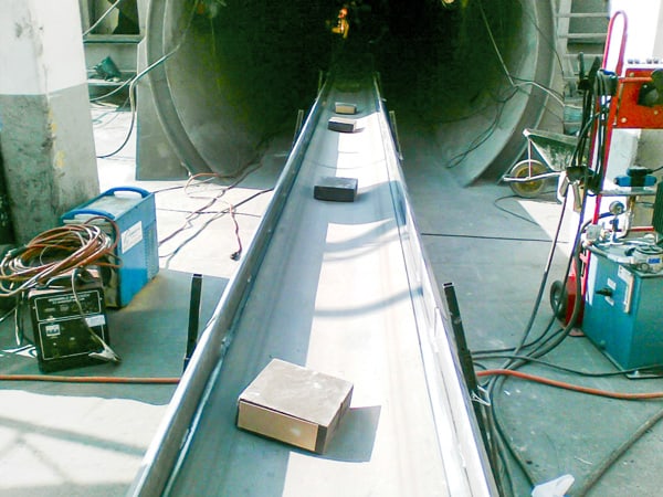 Bricking Solutions Hydraulic Conveyor Bricking Solutions Hydraulic Conveyor